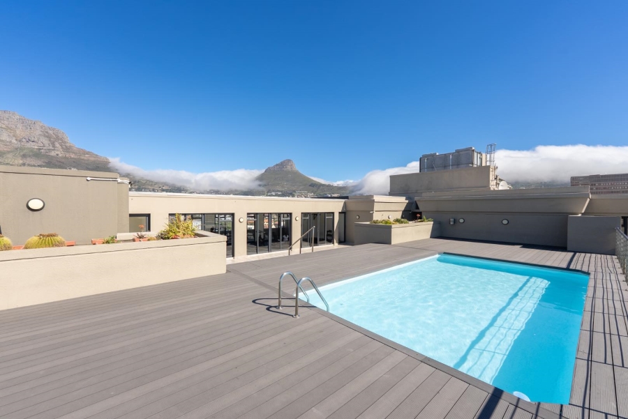 2 Bedroom Property for Sale in Cape Town City Centre Western Cape